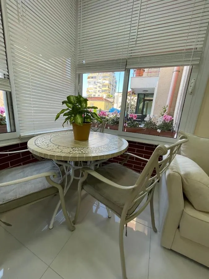 Marini Tiny Home Tirana 0*,  Albania